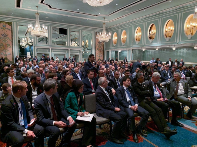 Doğrudan iletişimlerin kurulduğu program kapsamında yurt dışındaki çalışmalara ilişkin istişareler gerçekleştirildi.